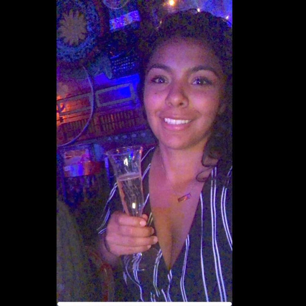 Meet your Posher, Ariana